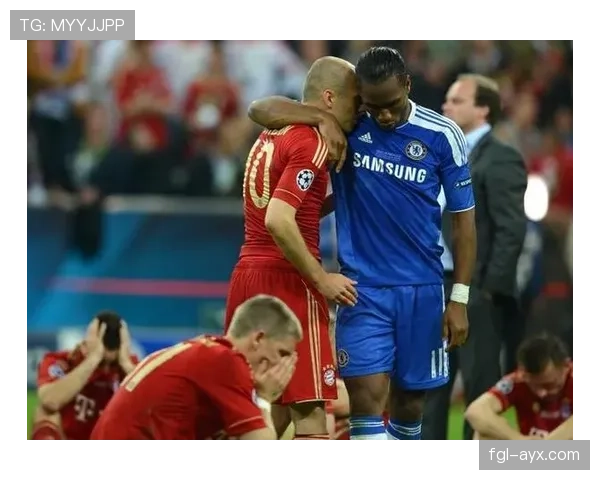 阿贾克斯欧战表现持续低迷,竞争力下滑对赛季走势形成制约 阿贾克斯欧战表现持续低迷,竞争力下滑对赛季走势形成制约